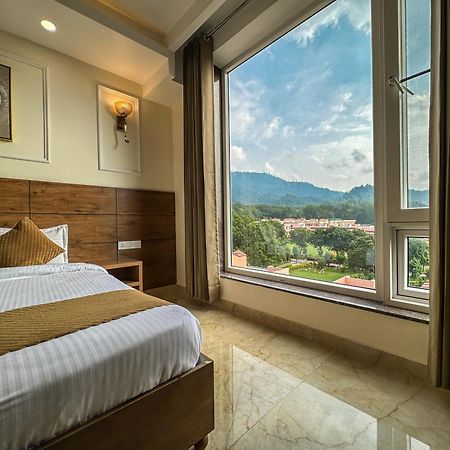 Hotel Nirvana Bliss, Behind Parmarth Niketan Rishikesh Luaran gambar