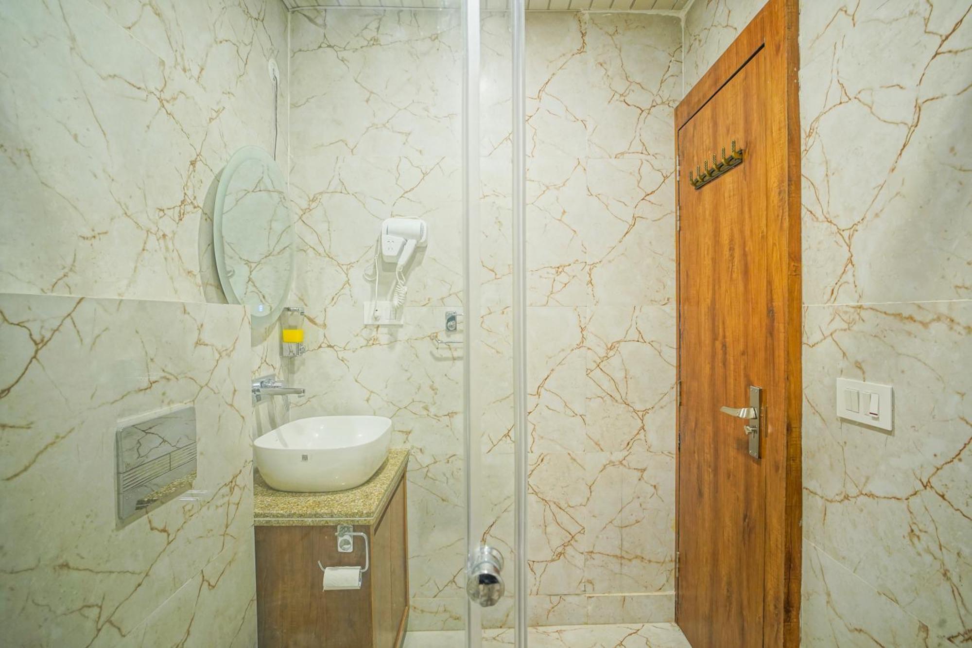 Hotel Nirvana Bliss, Behind Parmarth Niketan Rishikesh Luaran gambar