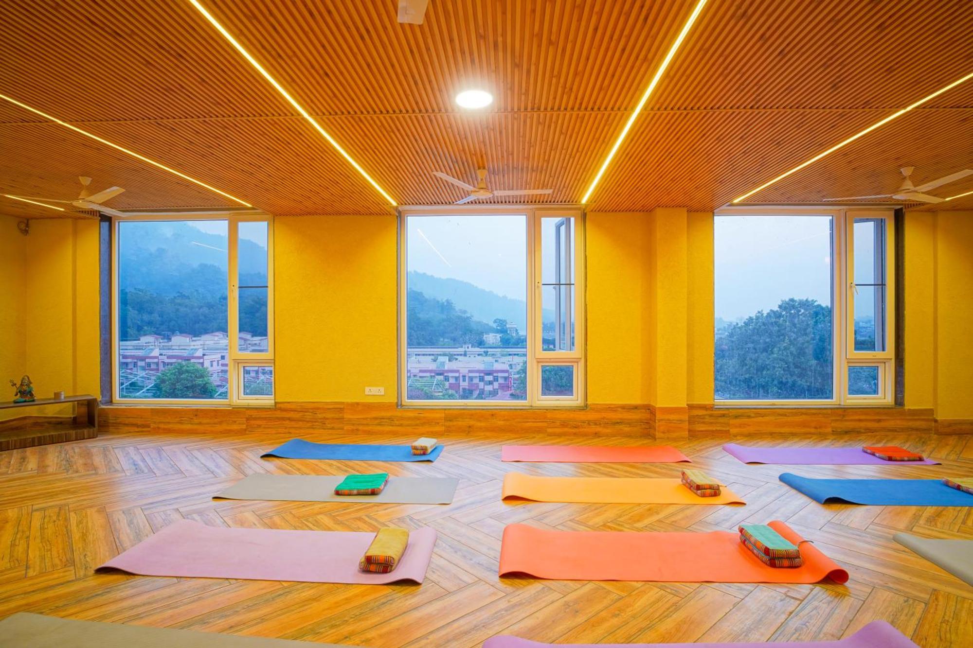 Hotel Nirvana Bliss, Behind Parmarth Niketan Rishikesh Luaran gambar