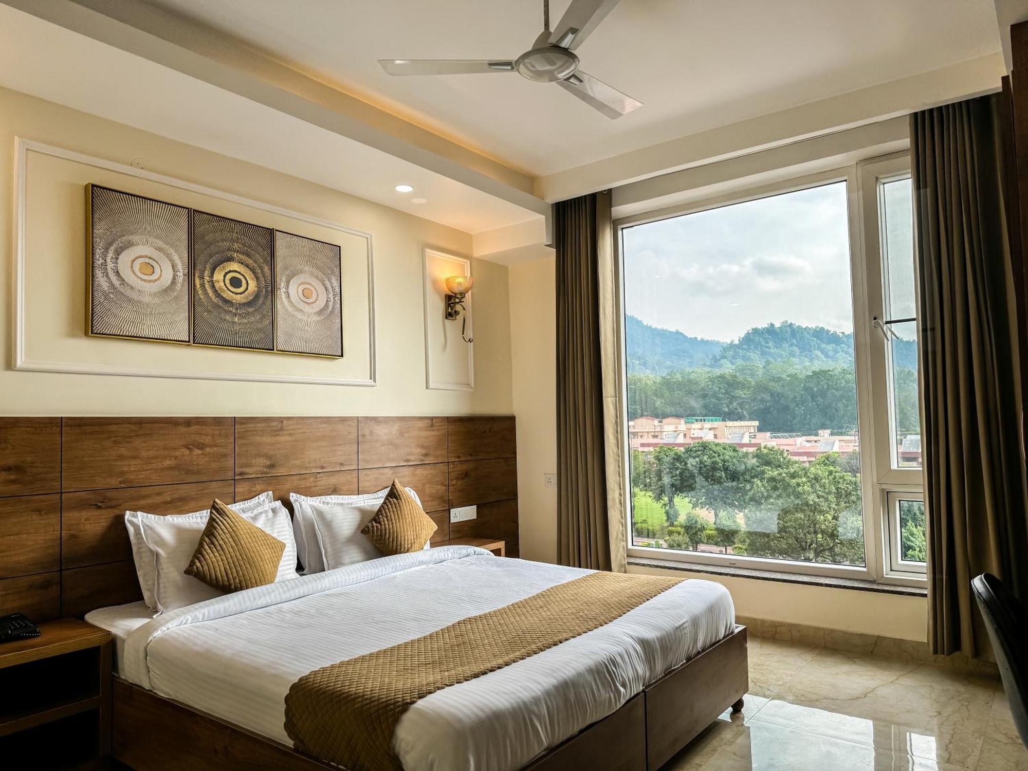 Hotel Nirvana Bliss, Behind Parmarth Niketan Rishikesh Luaran gambar